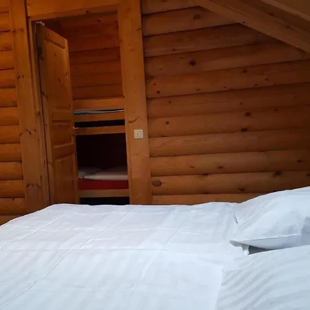 Vakantiehuis In Wiesen Mit Privatem Pool *