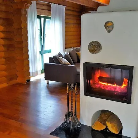 In Wiesen Mit Privatem Pool * Hellenthal