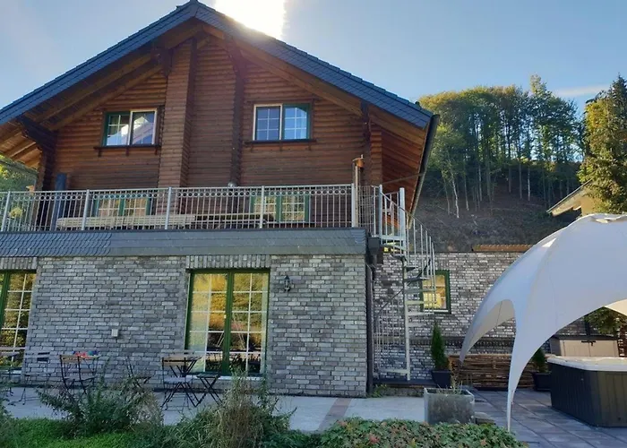 In Wiesen Mit Privatem Pool بيت للعطل